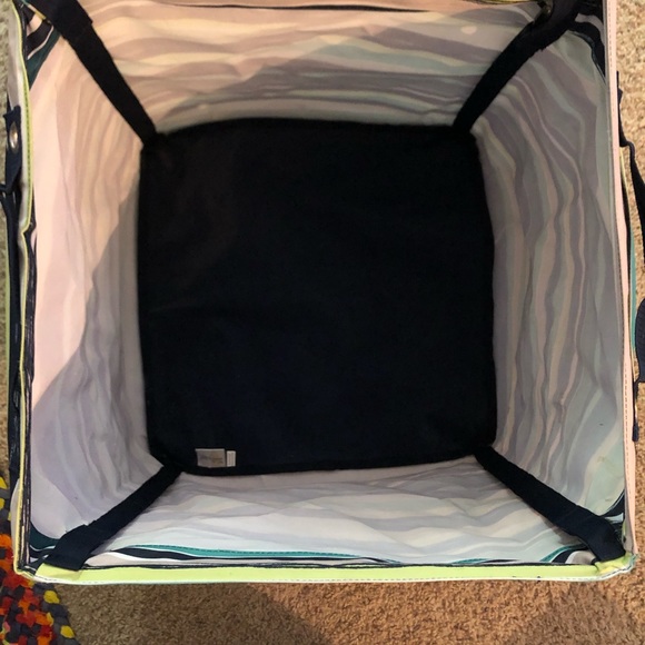 Thirty One Large Striped Tote - Picture 2 of 5